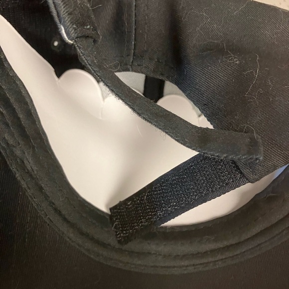 Men’s Shanghai Basketball 🏀 Association Hat. Adjustable in back with Velcro - Picture 2 of 3